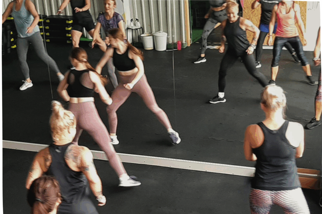 dance fitness, dance burn, cardio, taniec